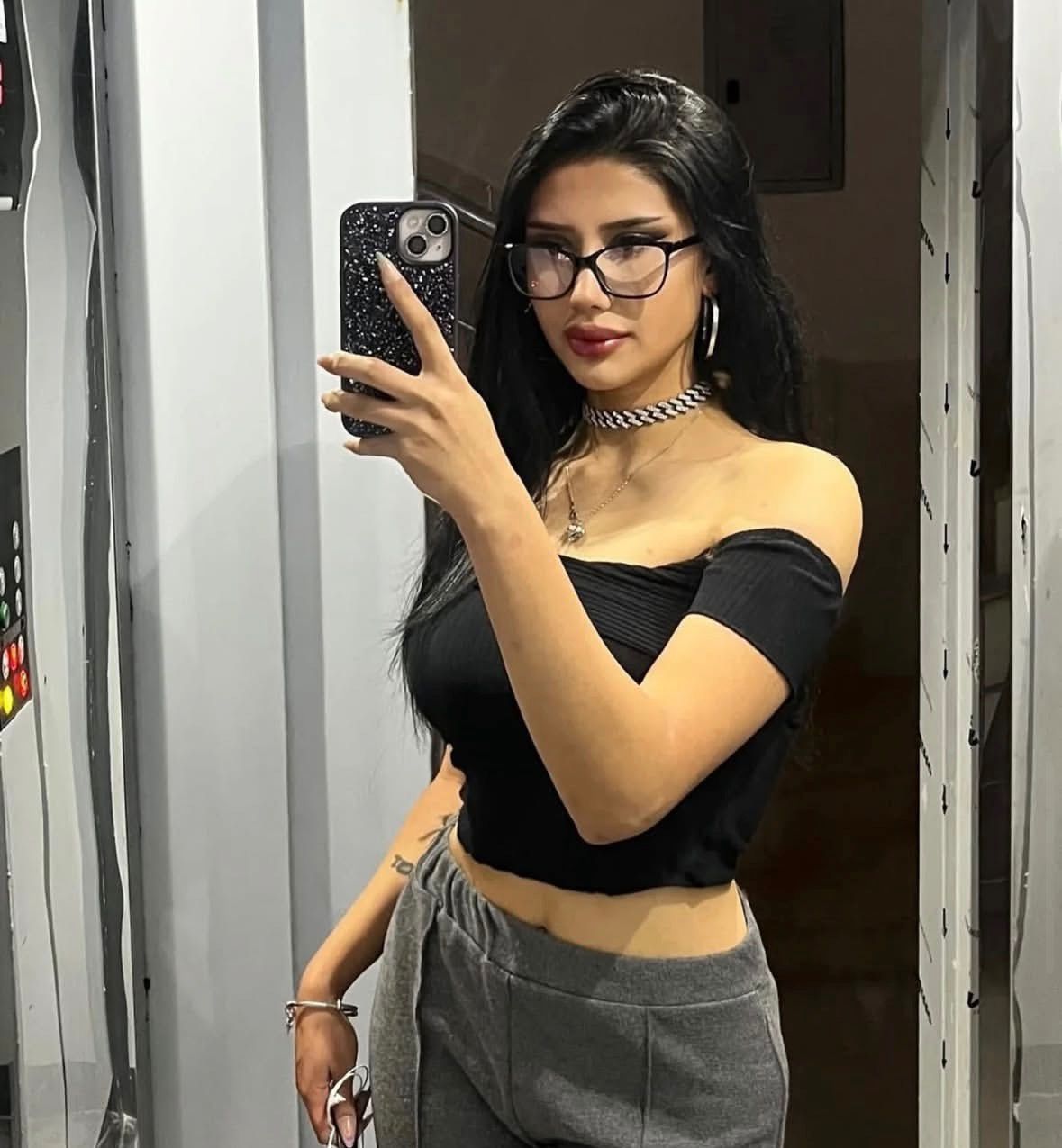 Murgul Beni Sevecek Kadın Escort Reyhan